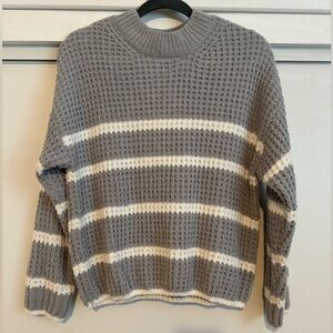 NWNT Grey & White Knit Sweater
